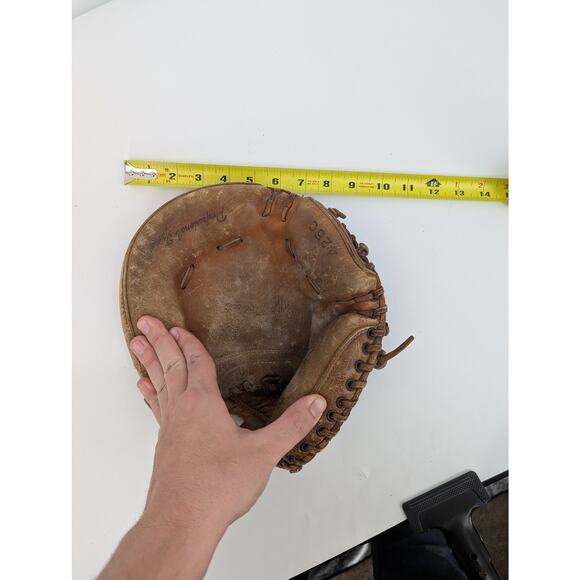 Vintage Top Grain Cow Hide Leather Deep Pocket Catcher's Mitt Glove 425C - Picture 9 of 9